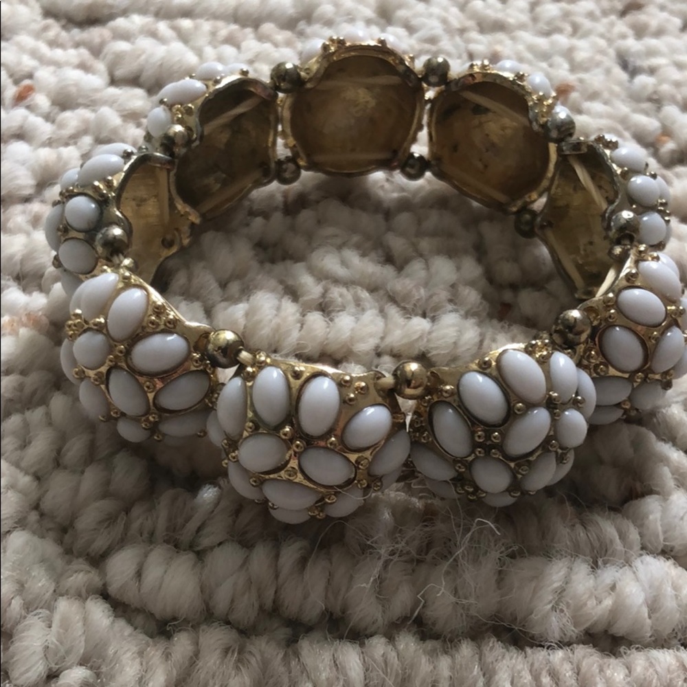 Women’s amrita singh gold bracelet.